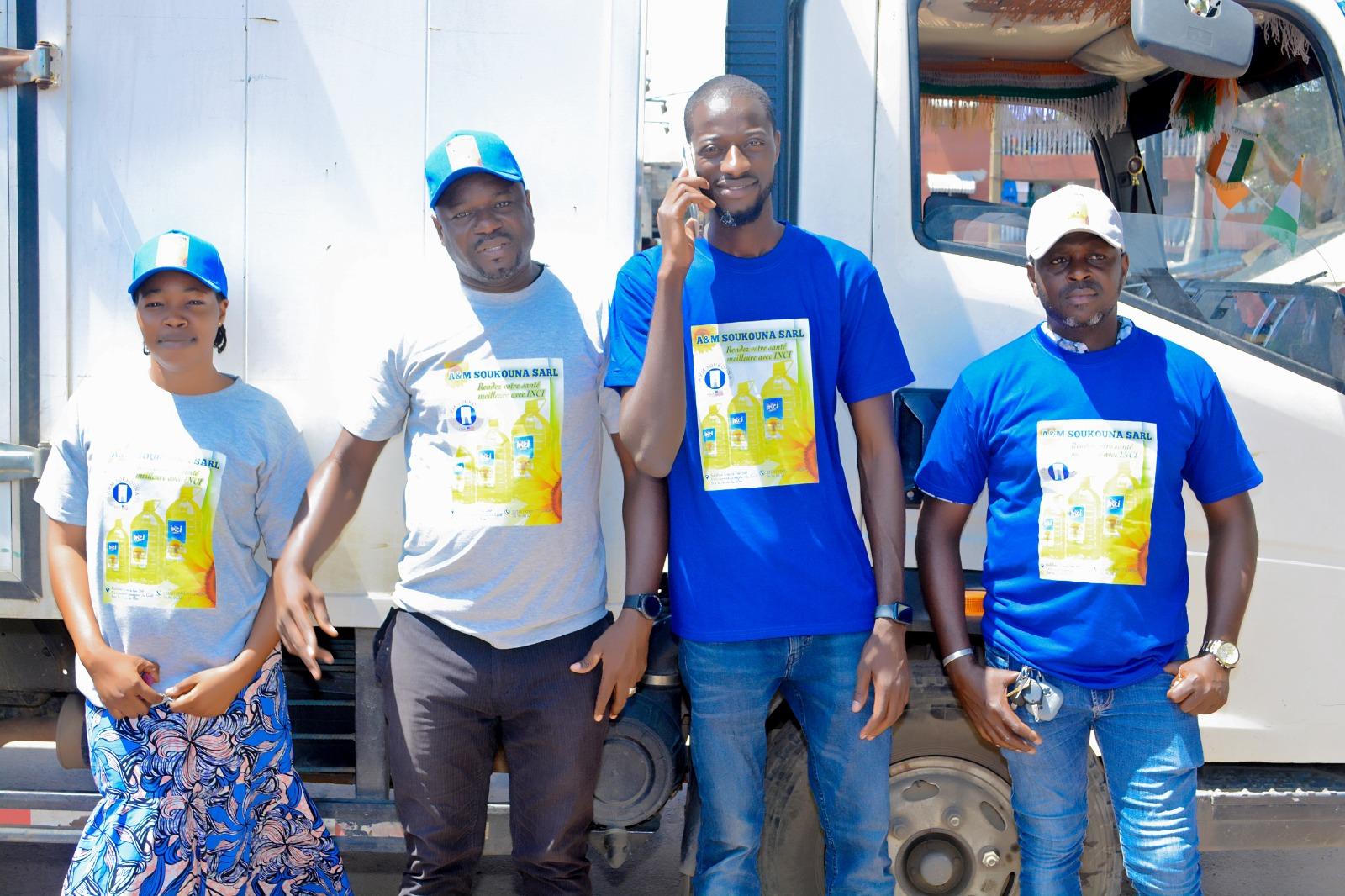 Zakuna Food Distributor - équipe et camion de livraison